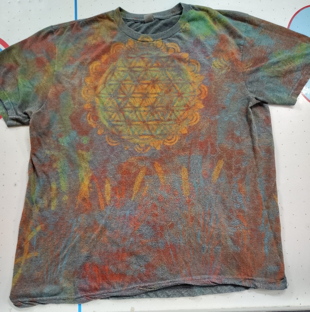 Large Gildan Short Sleeve Tee With Hand Sprayed Psychedelic Sacred Geometry